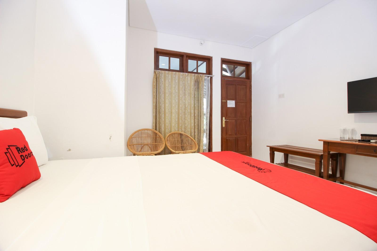 Reddoorz Near Alun Alun Selatan 2